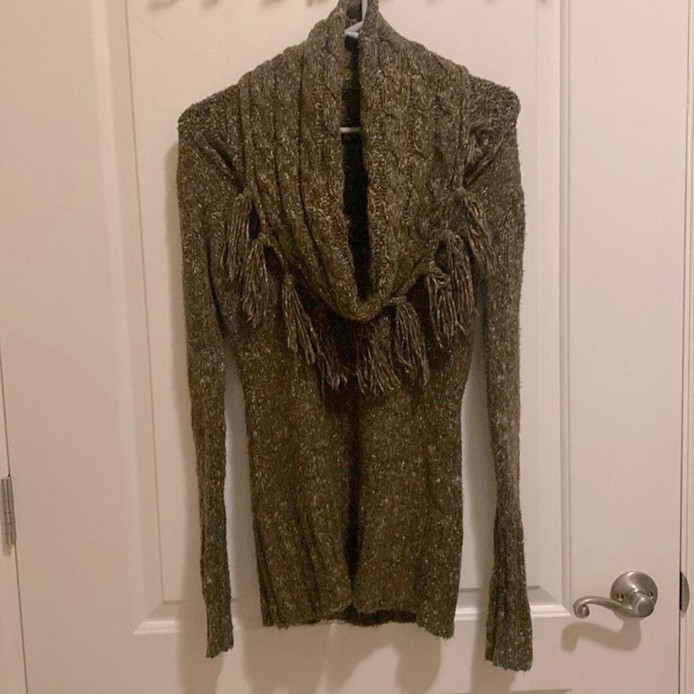 Kenzie Fringe Detail Cowl Neck Sweater Size Small